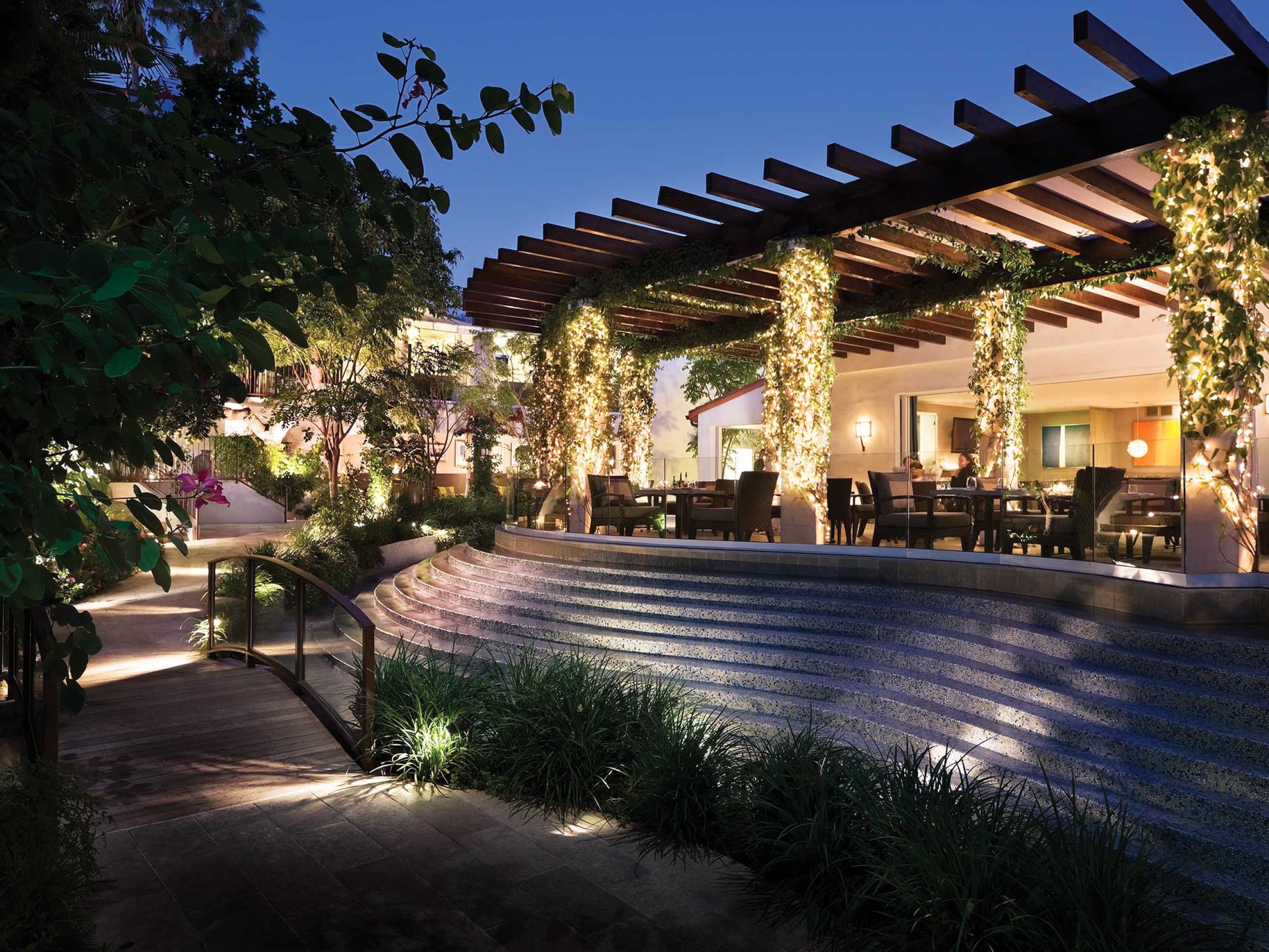 Cavatina at Sunset Marquis